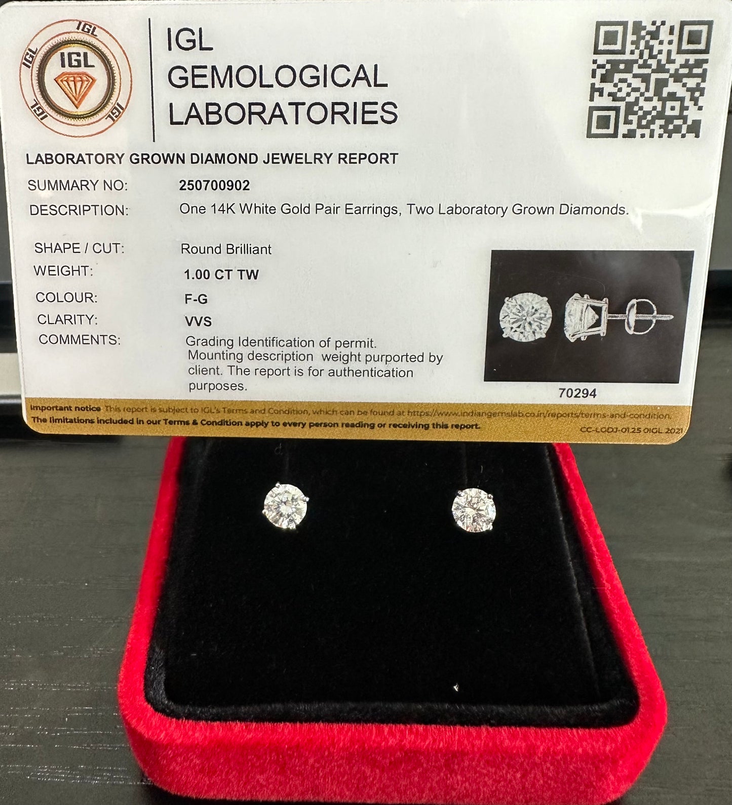 Genuine White Gold Diamond Earrings, Diamond Weight 1.00 CT TW. (CERTIFIED)