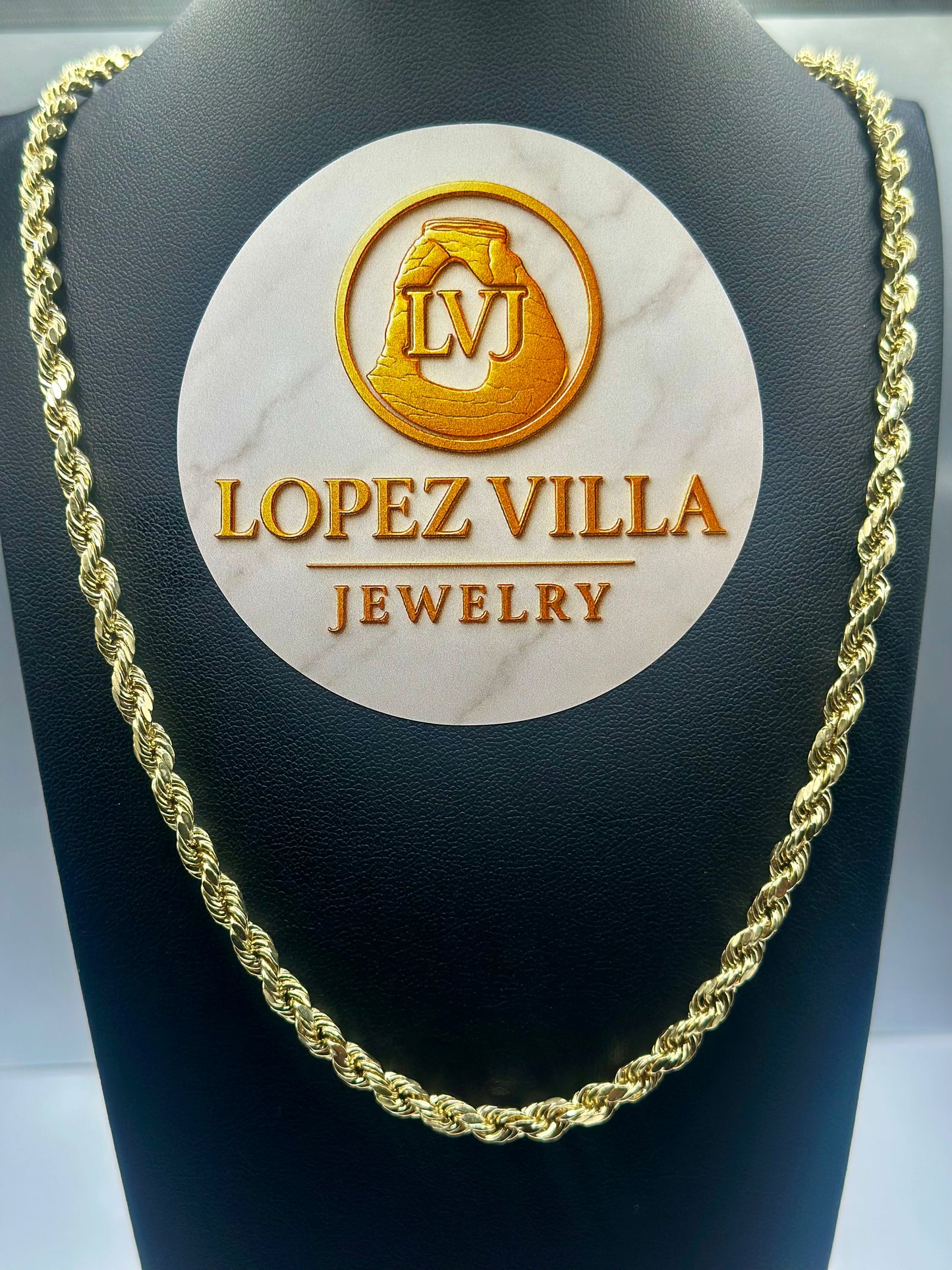 Cadena Soga Torcida Oro 10k, 4.5mm 22"