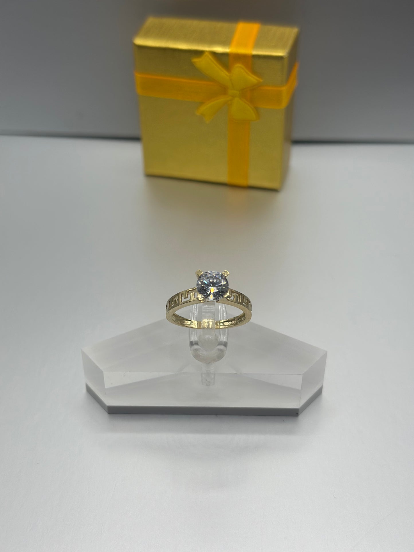 Anillo de Chica Oro 10k, Size 7