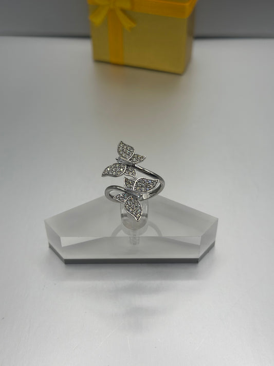 Anillo de Chica Oro blanco 10k, Size 7