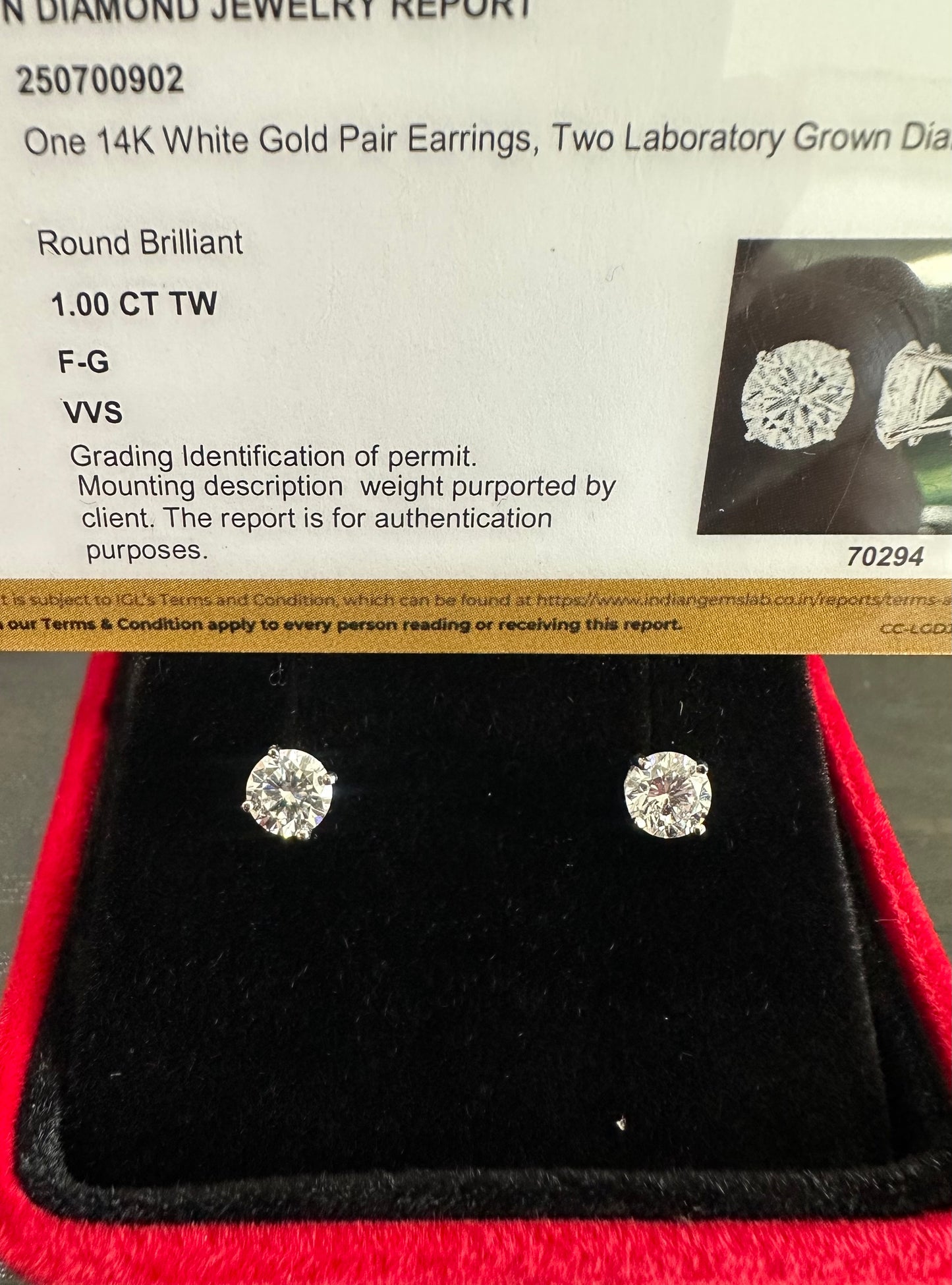 Genuine White Gold Diamond Earrings, Diamond Weight 1.00 CT TW. (CERTIFIED)