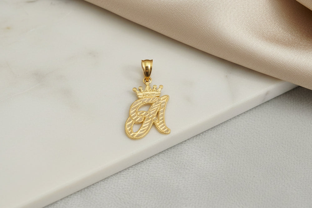 Dije letra A Oro 10k