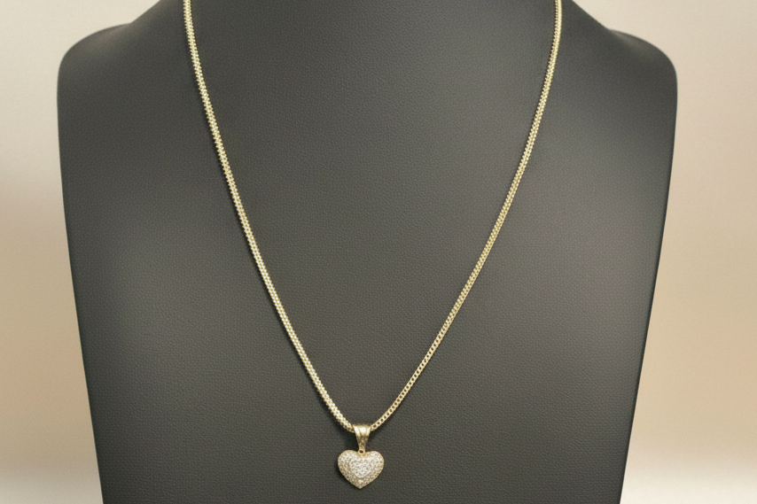 Cadena Franco con dije corazón brilloso, Oro 10k, 1.8mm, 22"