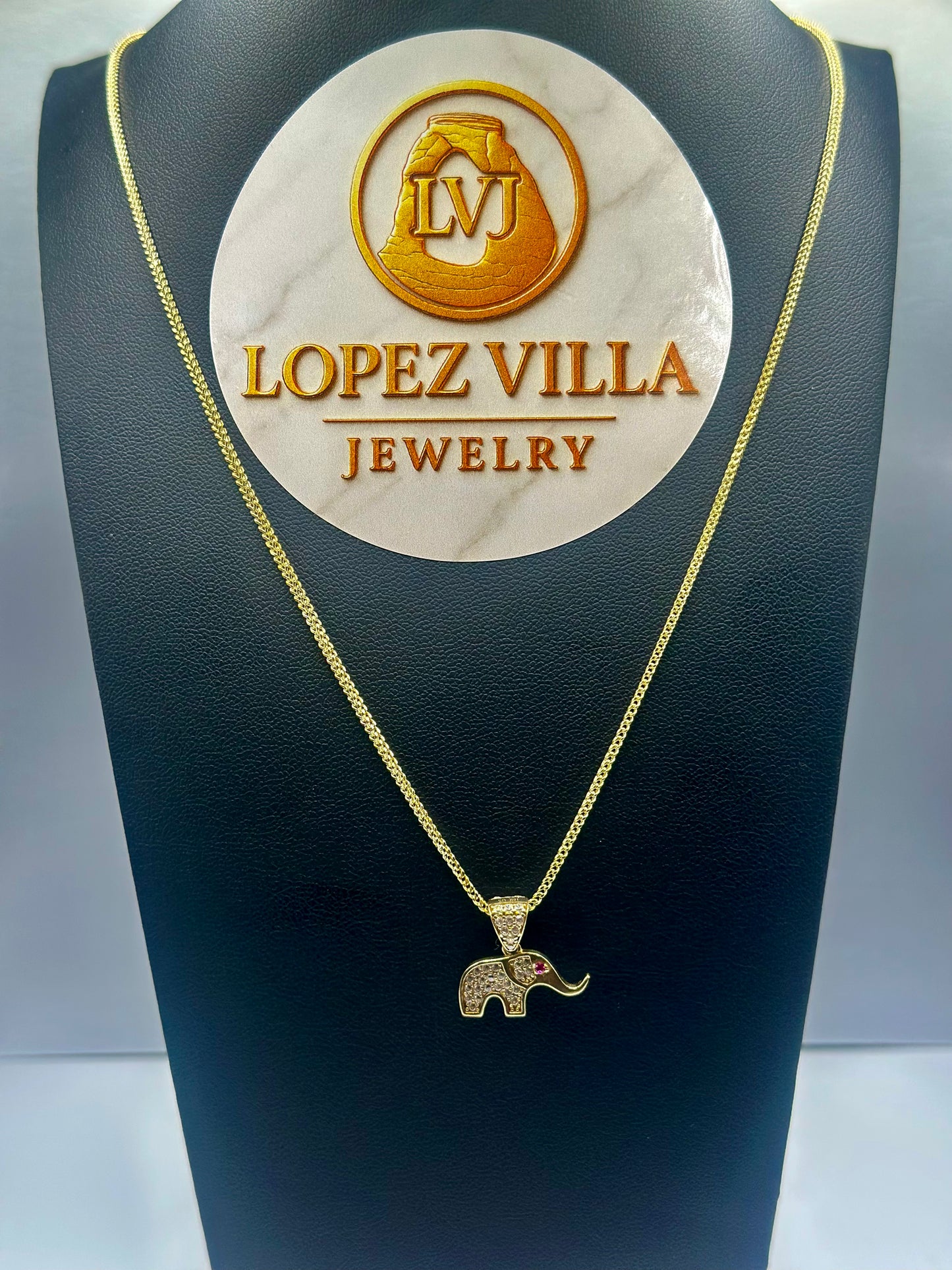 Cadena Franco 1.5MM, 22" con Dije Elefante Oro 10k.