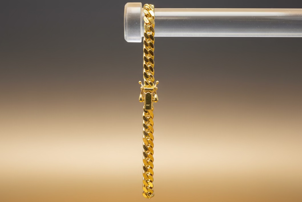 Manilla Cuban Link Sólida, Italiana, 5MM, 8" Oro 10k