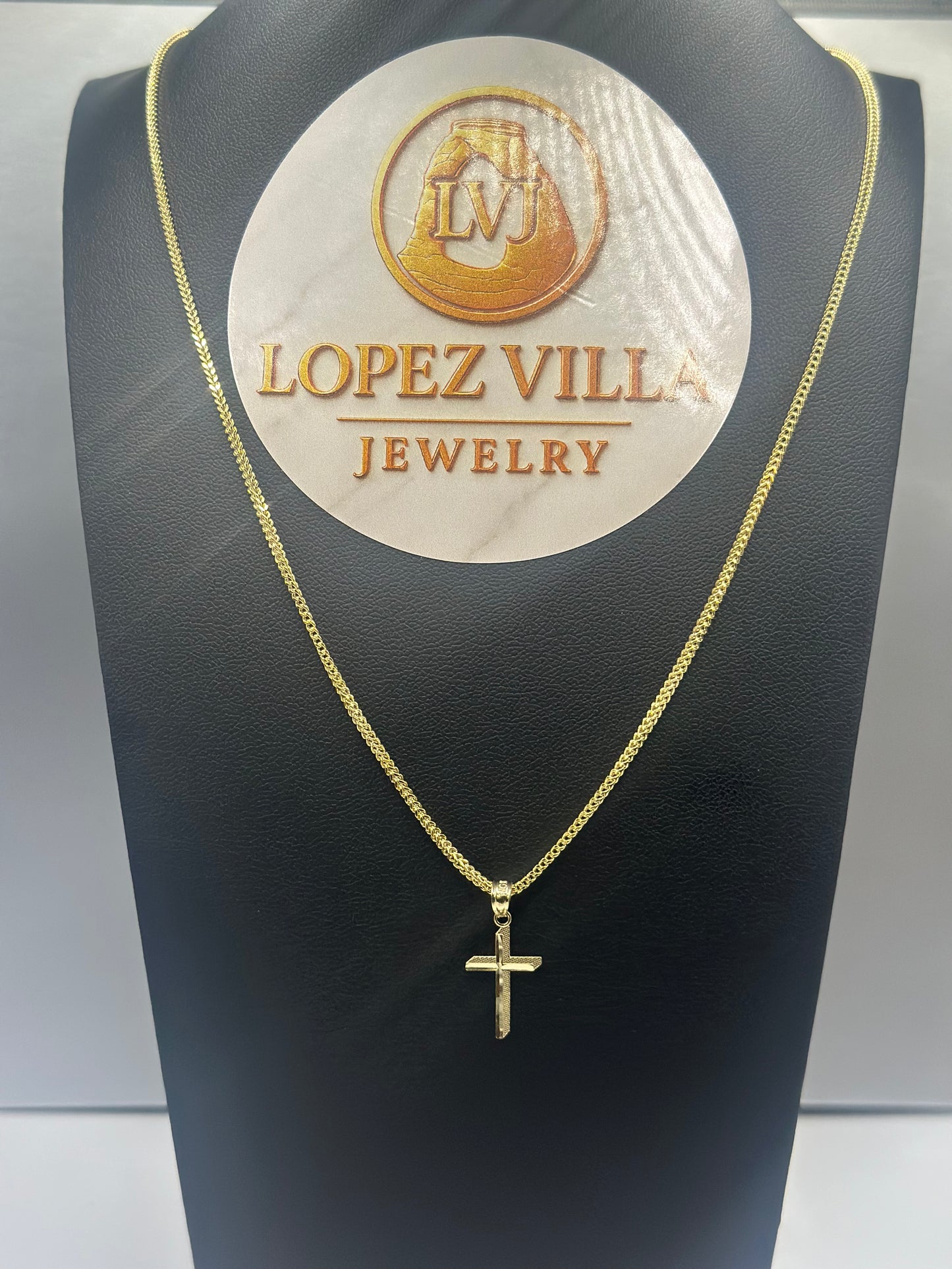 Cadena Franco (Chain) 1.5mm, 22" con dije de Cruz Oro 10k