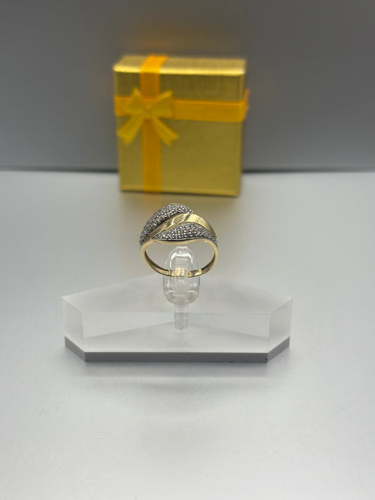Anillo de mujer Oro 14k, Size 7.5