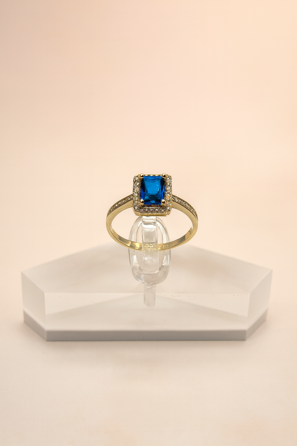 Anillo de Mujer piedra azul Oro 10k, Size 7