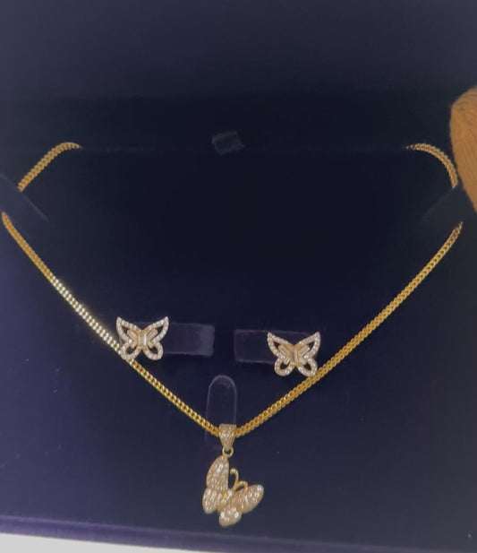 Set #4 Cadena Franco 1.8MM, 20" con Dije Mariposa, Aretes Mariposa, Oro 10k